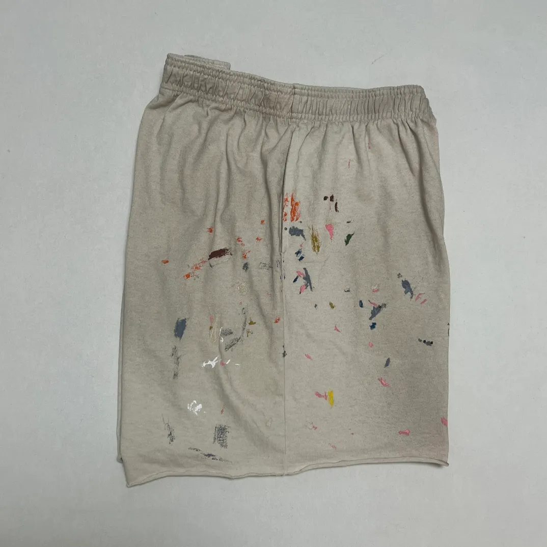 More details GALLERY DEPT. INSOMNIA SHORTS/WHITE English mud-dyed and ink-splashed shorts, off-white S-XL, super comfortable and breathable fabric, liberating the lower body, heavy wash, mud-dyed and distressed, super complex ink-splashed graffiti